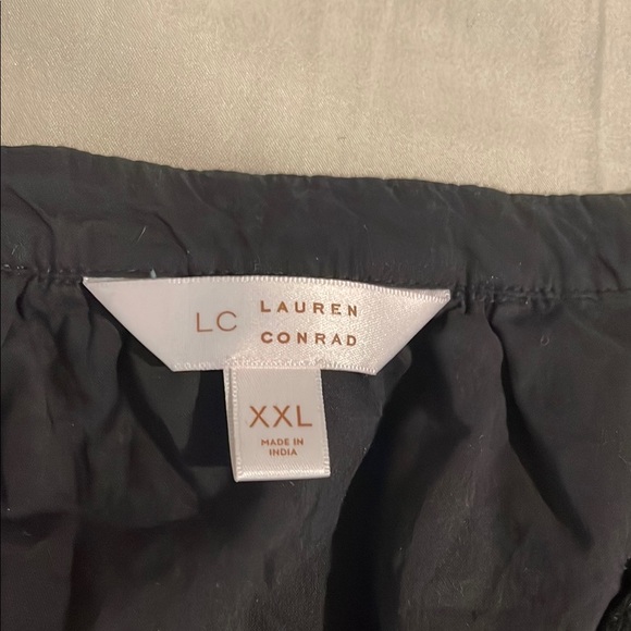 Chic Black Ruffled Dress XXL. - Picture 2 of 5